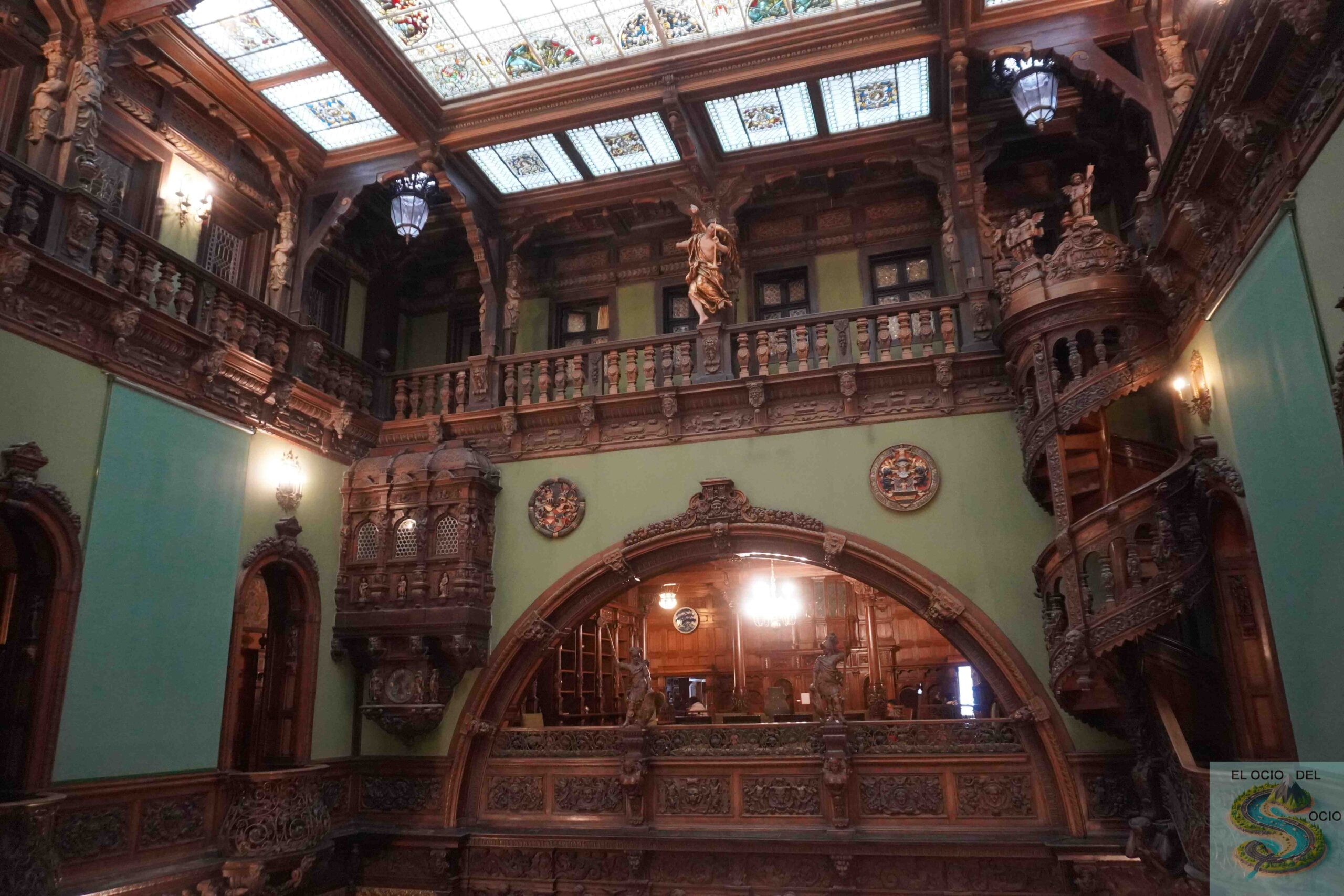 Castillo Peleș, Rumanía