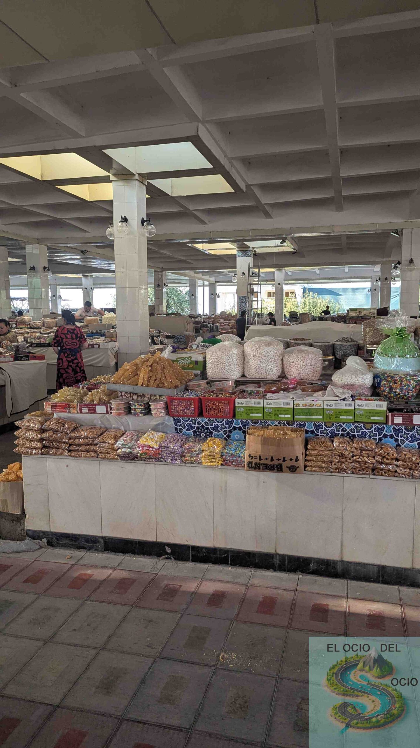 Puesto de especias en Bazar Siyob, Samarcanda, Uzbekistán