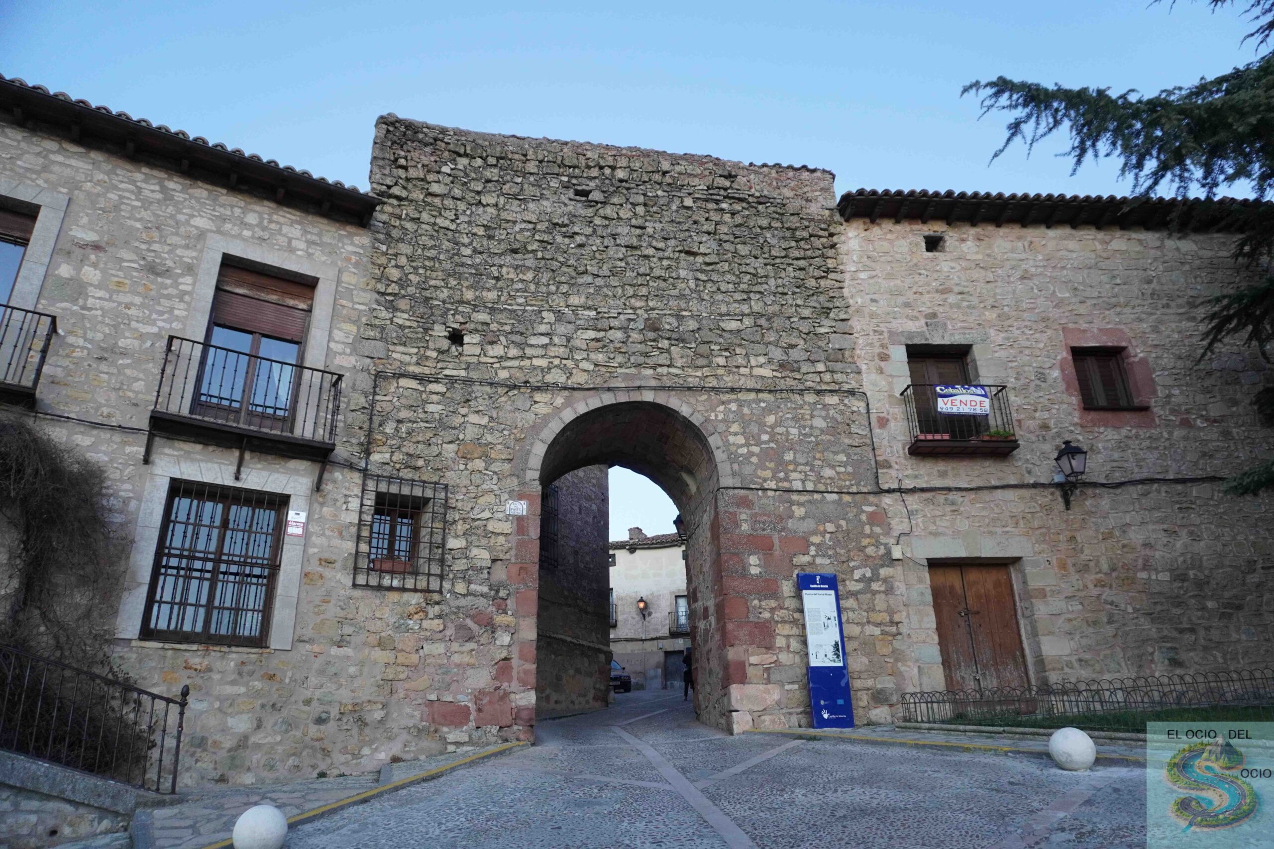 Portal Mayor de Sigüenza, Guadalajara, España