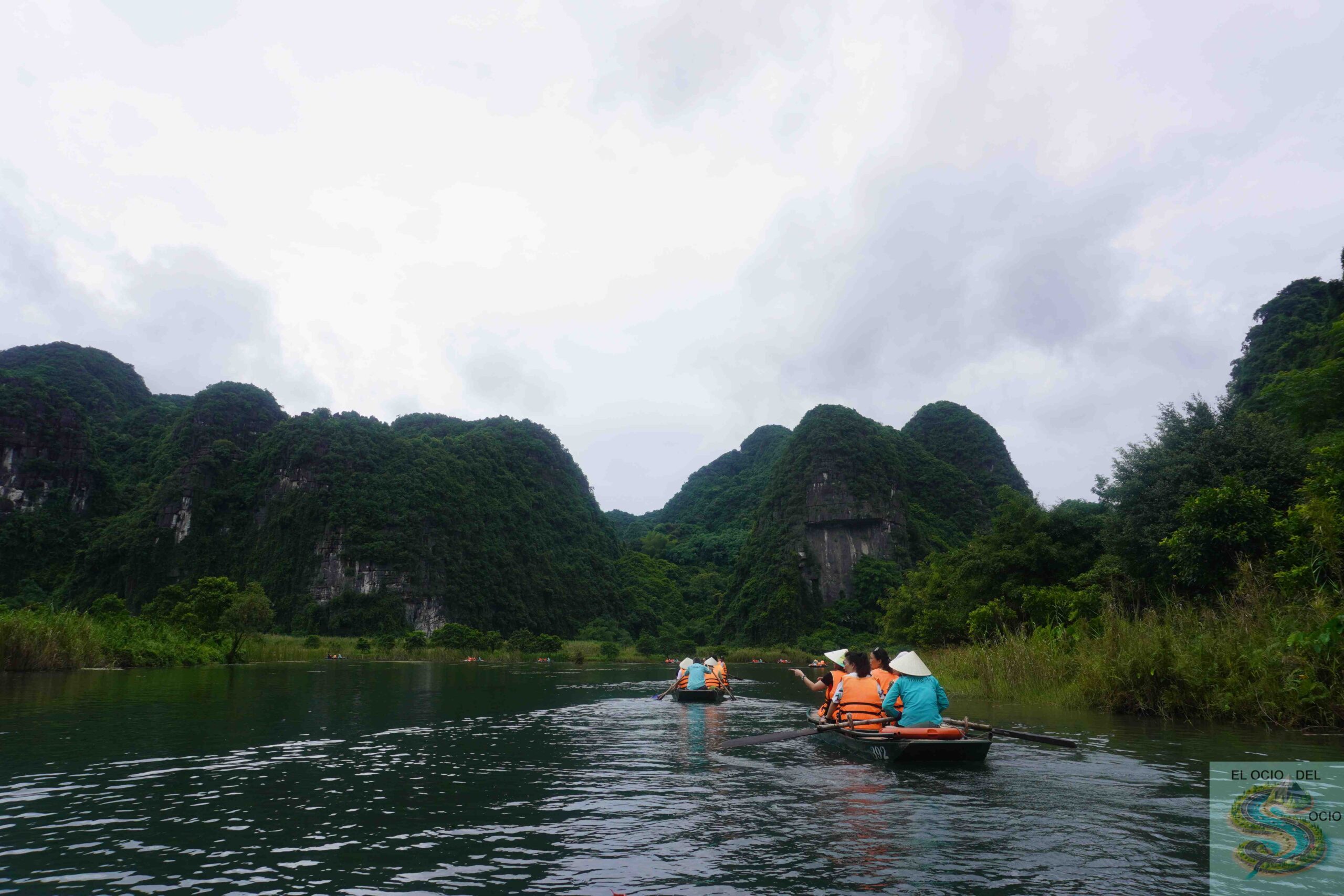 barcas en trang an ninh binh