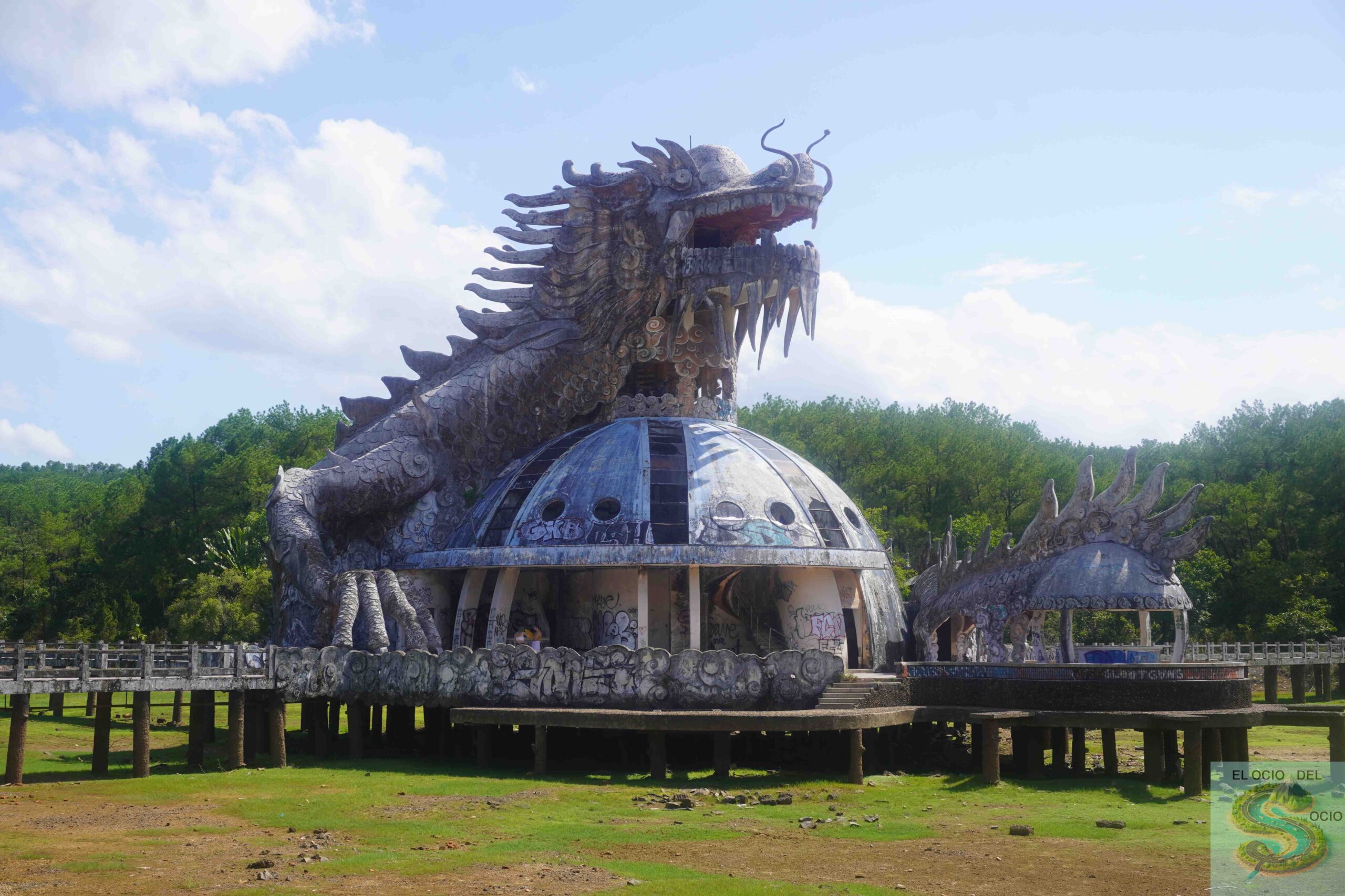 dragon parque abandonado hue