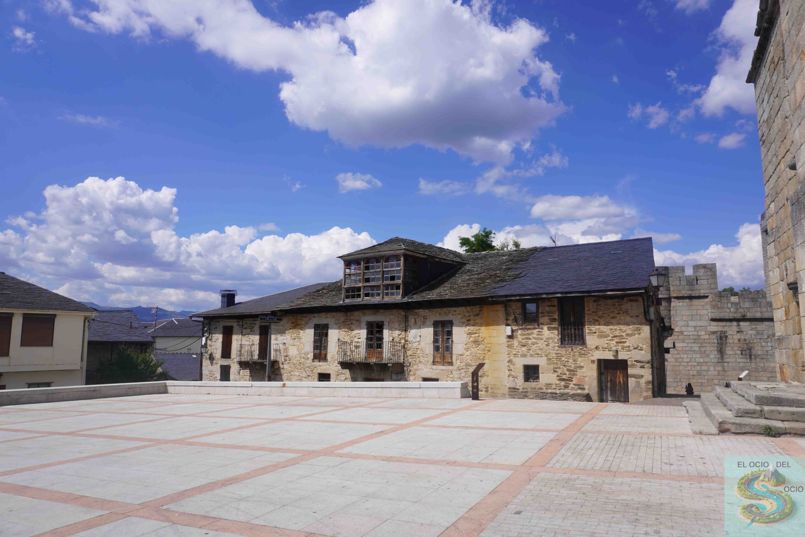 plaza castillo sanabria puebladesanabria