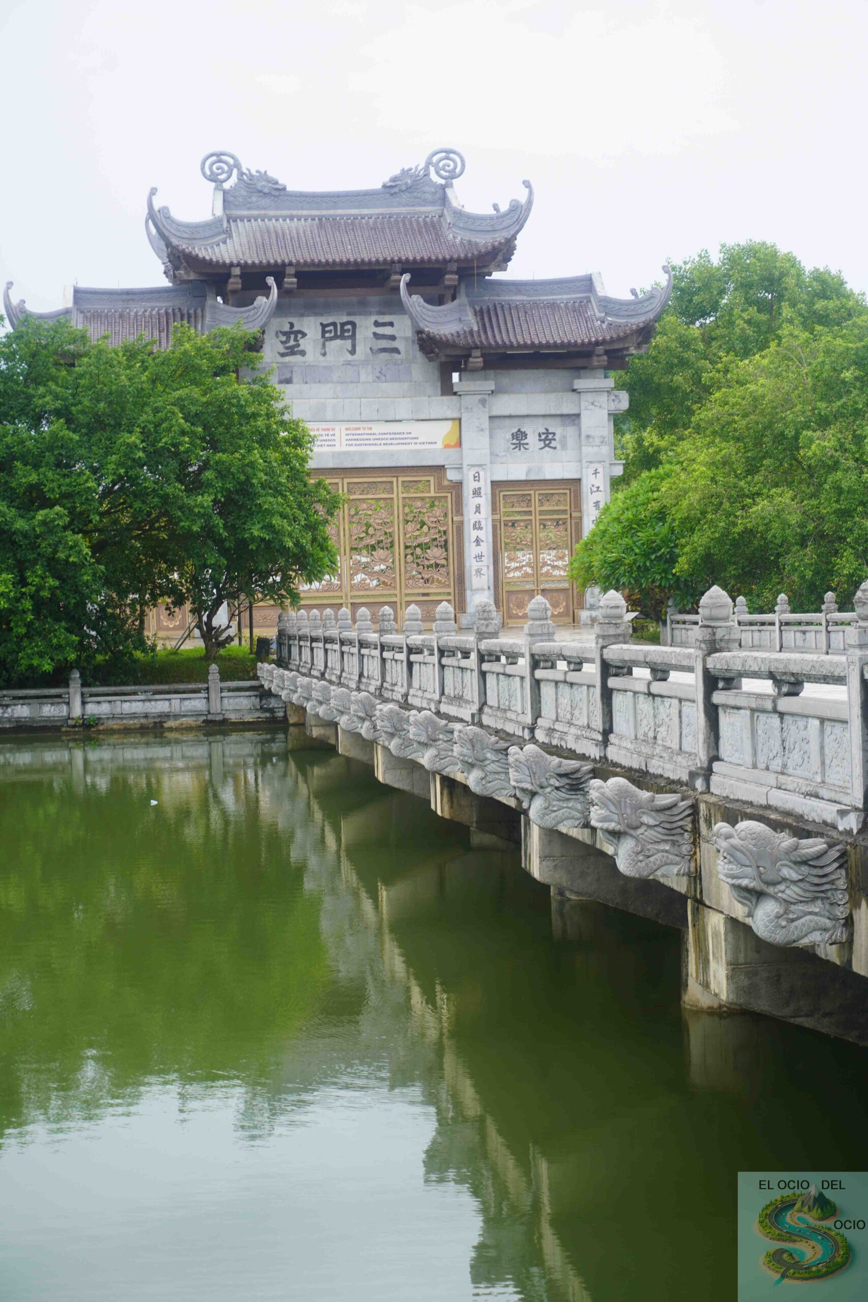 puente piedra bai dinh ninh binh
