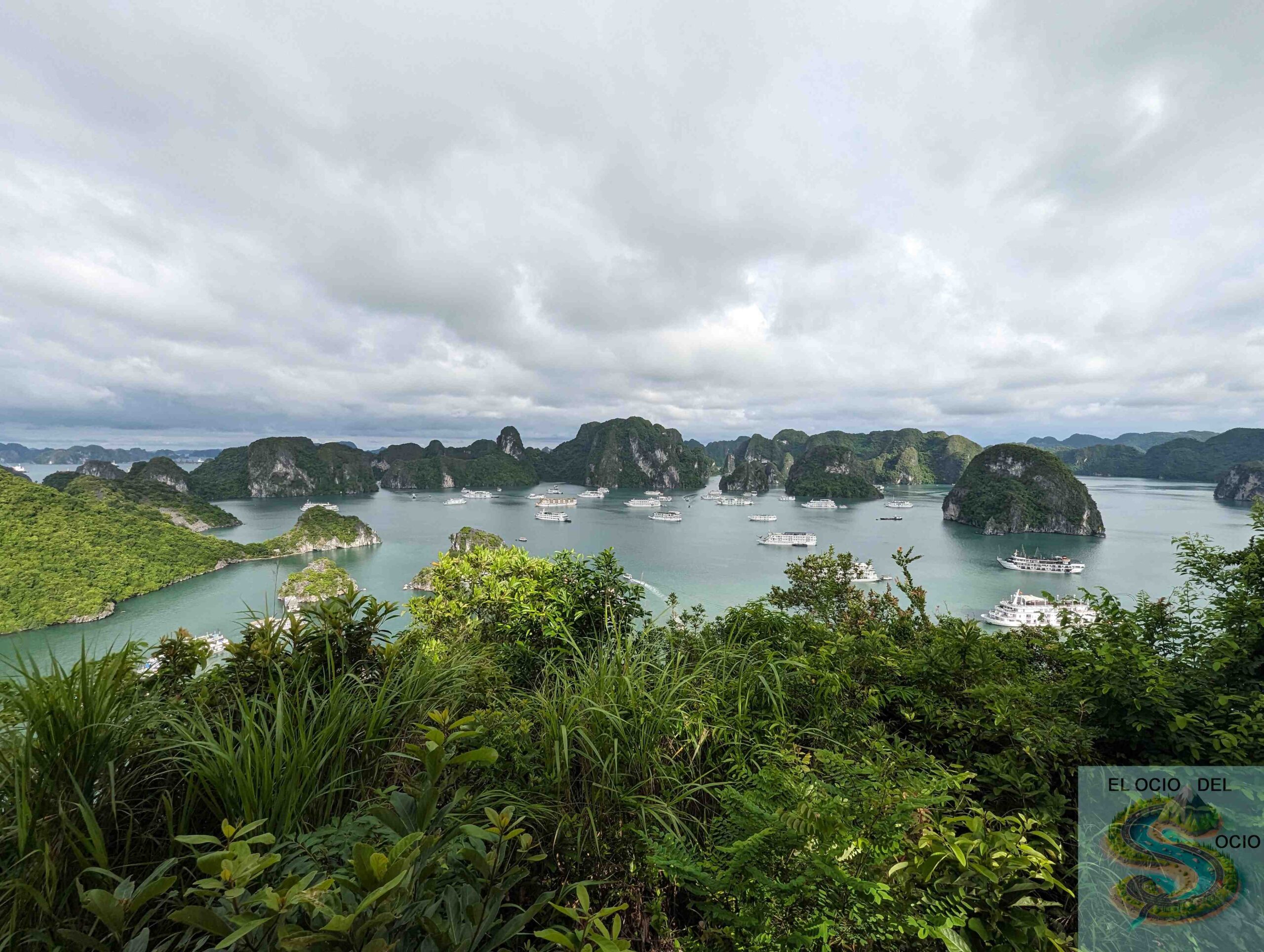 vista panoramica bahia halong bahia halong